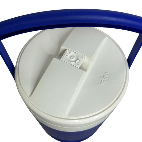 Vintage KOOL-AID Plastic Igloo Legend 2 Gallon Cooler Dispenser Kool Aid - Picture 3 of 8